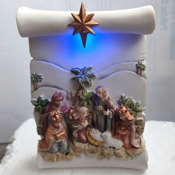 LED Lighted Nativity Scene Scroll Figurine Decor Holy Family Baby Jesus Emmanuel - Picture 2 of 7